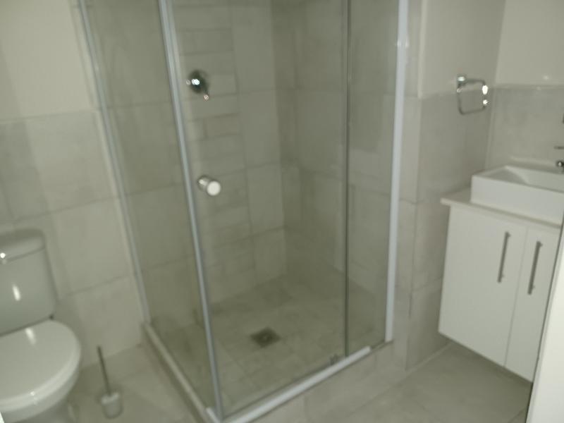 To Let 2 Bedroom Property for Rent in Burgundy Estate Western Cape